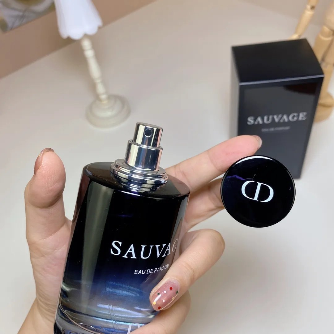 Dior Sauvage Eau de Parfum 100ML Dior Sauvage Eau de Parfum 100ML