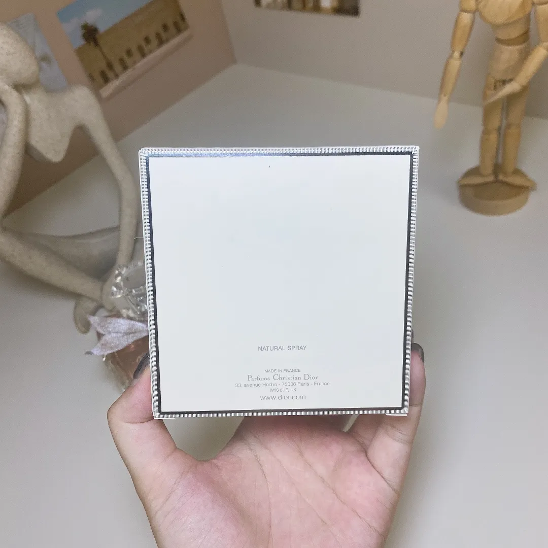 Dior Gowning Dress Ribbon Miss Sweetheart Women's Perfume 100ml Dior Gowning Dress Ribbon Miss Sweetheart Women's Perfume 100ml