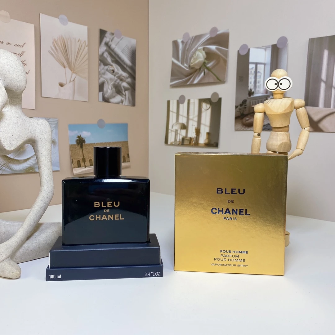 Chanel Wooden Box Blue Essence 100ml