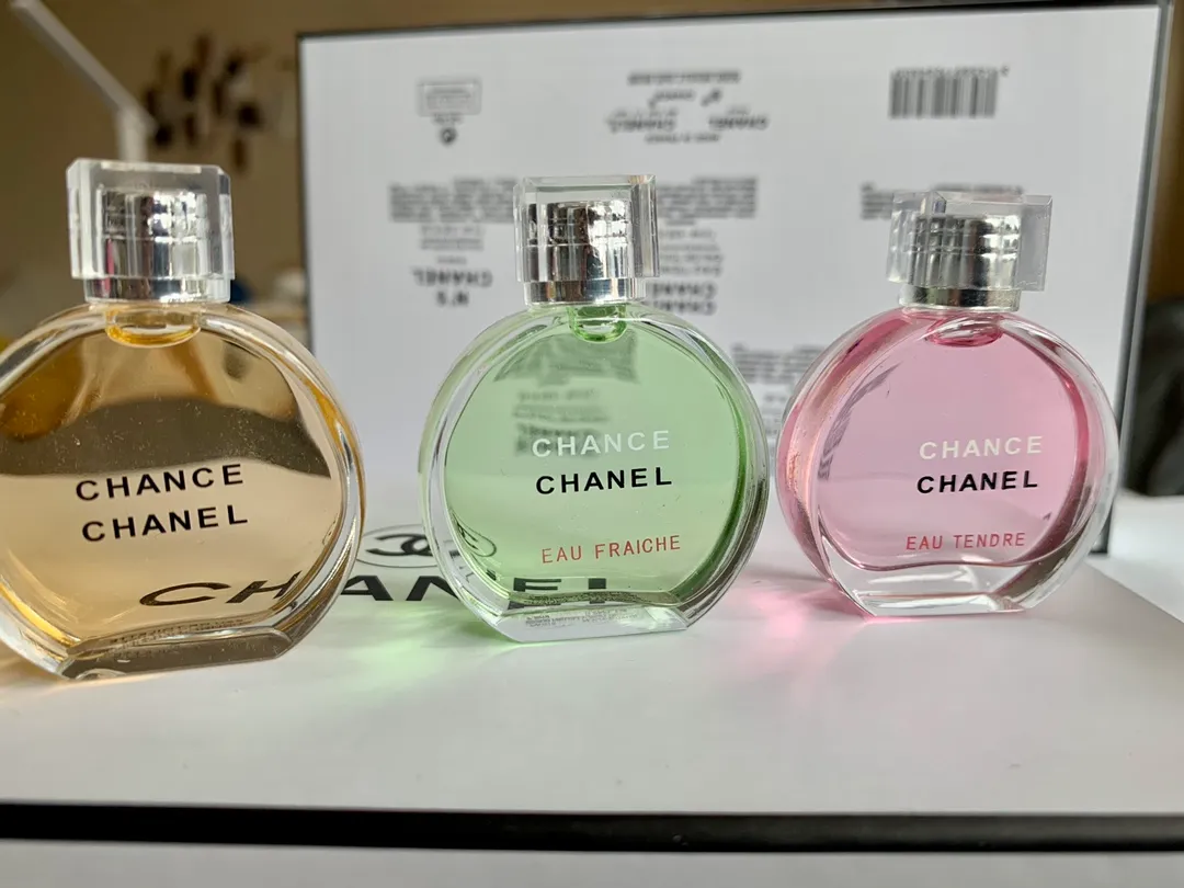 Chanel Five Piece Set Q Edition White Gift Box Chanel Five Piece Set Q Edition White Gift Box