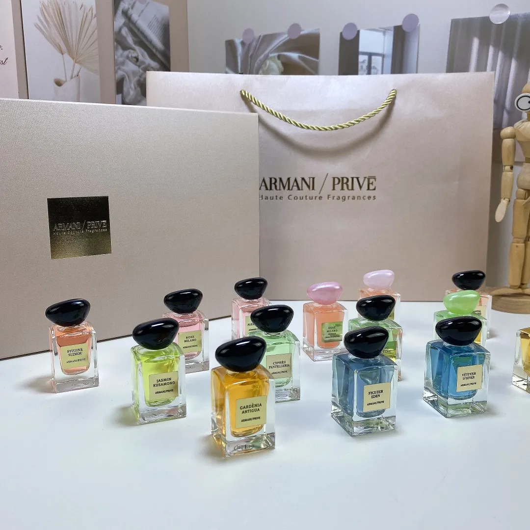 Q Version Armani High-end Private Fragrance Collection With 14 Nozzles Q Version Armani High-end Private Fragrance Collection With 14 Nozzles