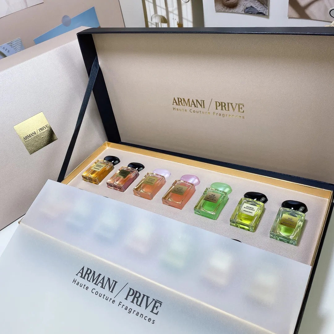 Q Version Armani High-end Private Fragrance Collection With 14 Nozzles Q Version Armani High-end Private Fragrance Collection With 14 Nozzles