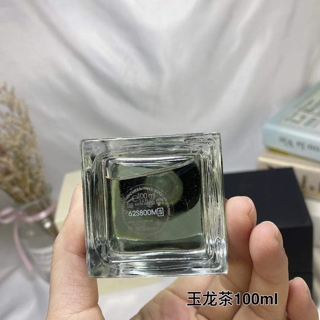 Armani Collection PRIVE LES EAUX Armani Collection PRIVE LES EAUX