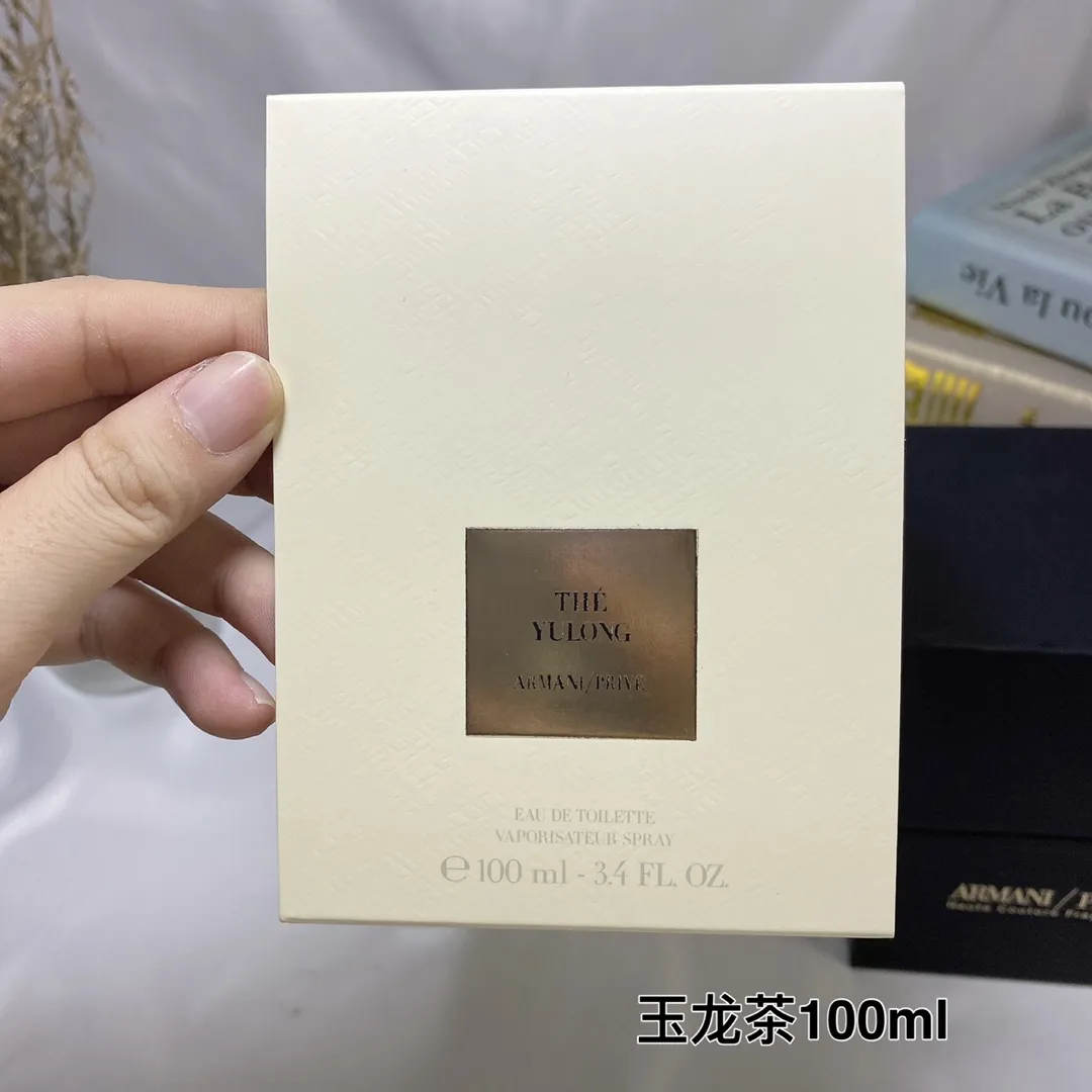 Armani Collection PRIVE LES EAUX Armani Collection PRIVE LES EAUX