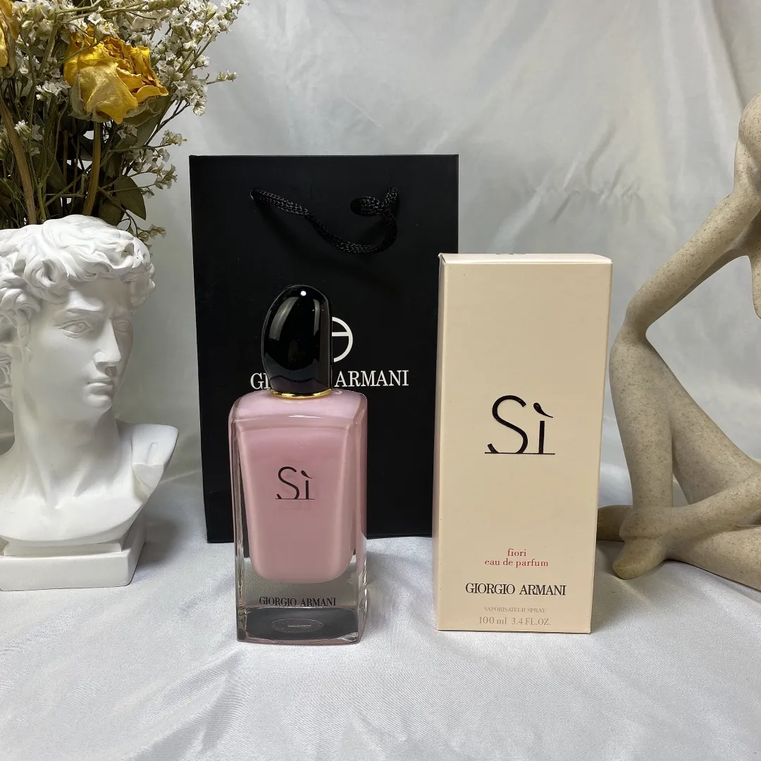 Armani Pink Bottle Love Strong Fragrance Flower Fragrance 100ml Armani Pink Bottle Love Strong Fragrance Flower Fragrance 100ml