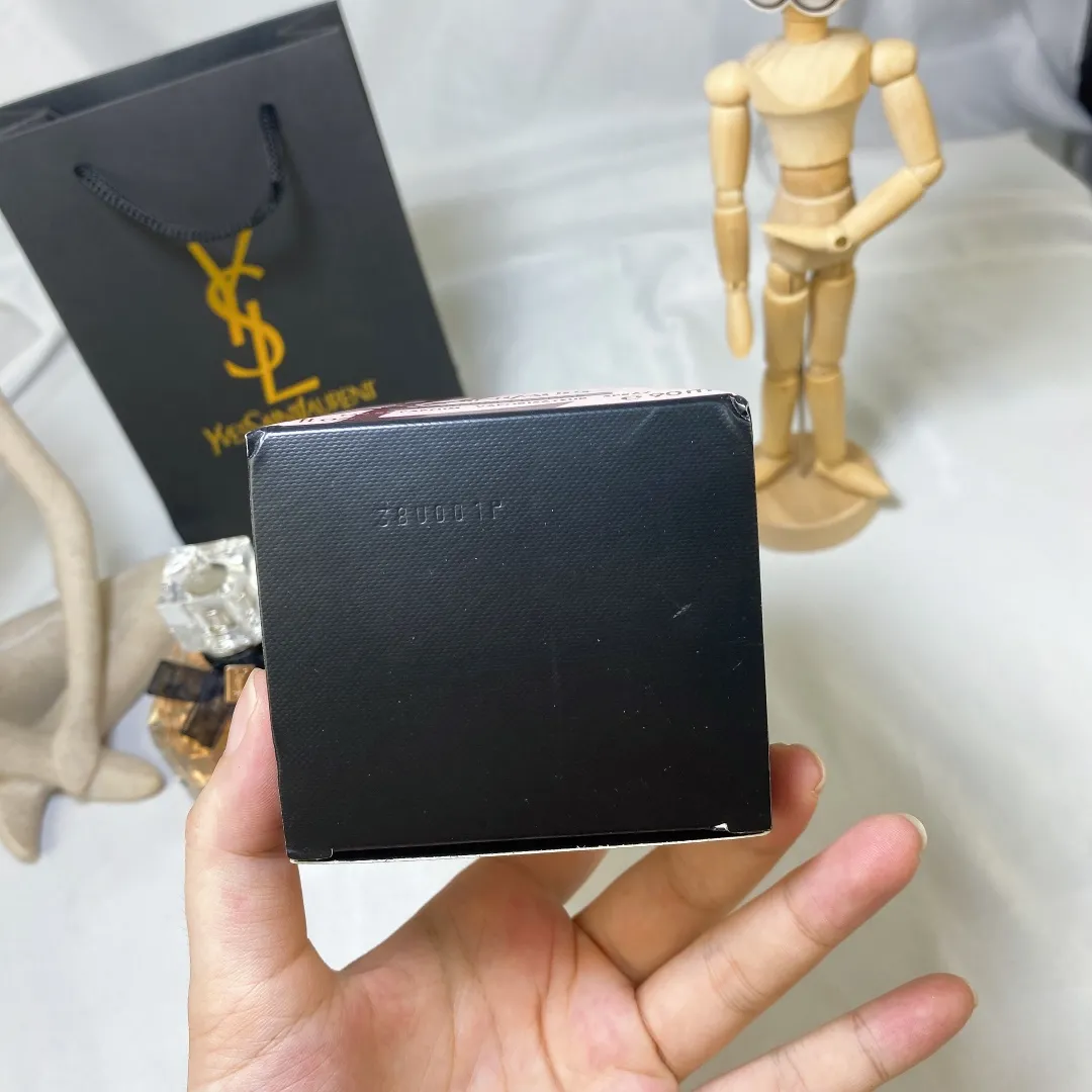 Saint Laurent Reverse Paris Lady Floral perfume 90ml Saint Laurent Reverse Paris Lady Floral perfume 90ml