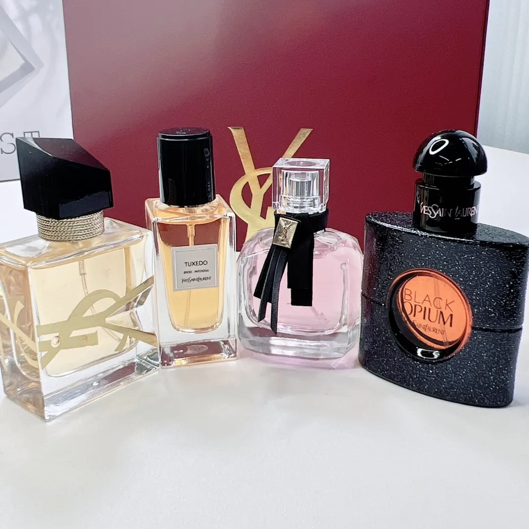 Saint Laurent Perfume Sample 30ml Four Piece Red Box! 30mlx4 With Nozzle Saint Laurent Perfume Sample 30ml Four Piece Red Box! 30mlx4 With Nozzle