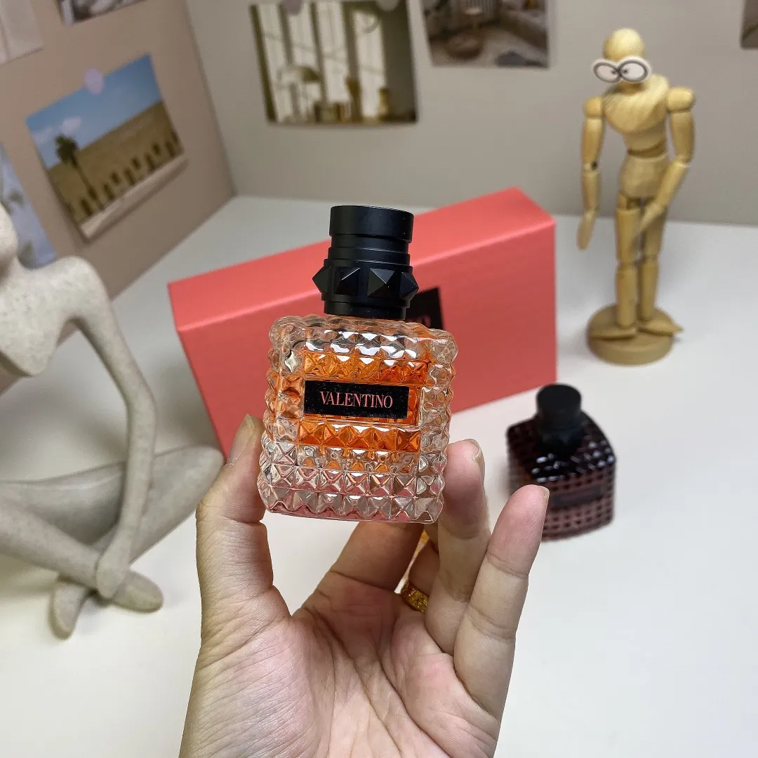 Valentino Perfume Chinese Sample 30ml Three Piece Set! Includes: 30ml * 3 With Nozzle Valentino Perfume Chinese Sample 30ml Three Piece Set! Includes: 30ml * 3 With Nozzle