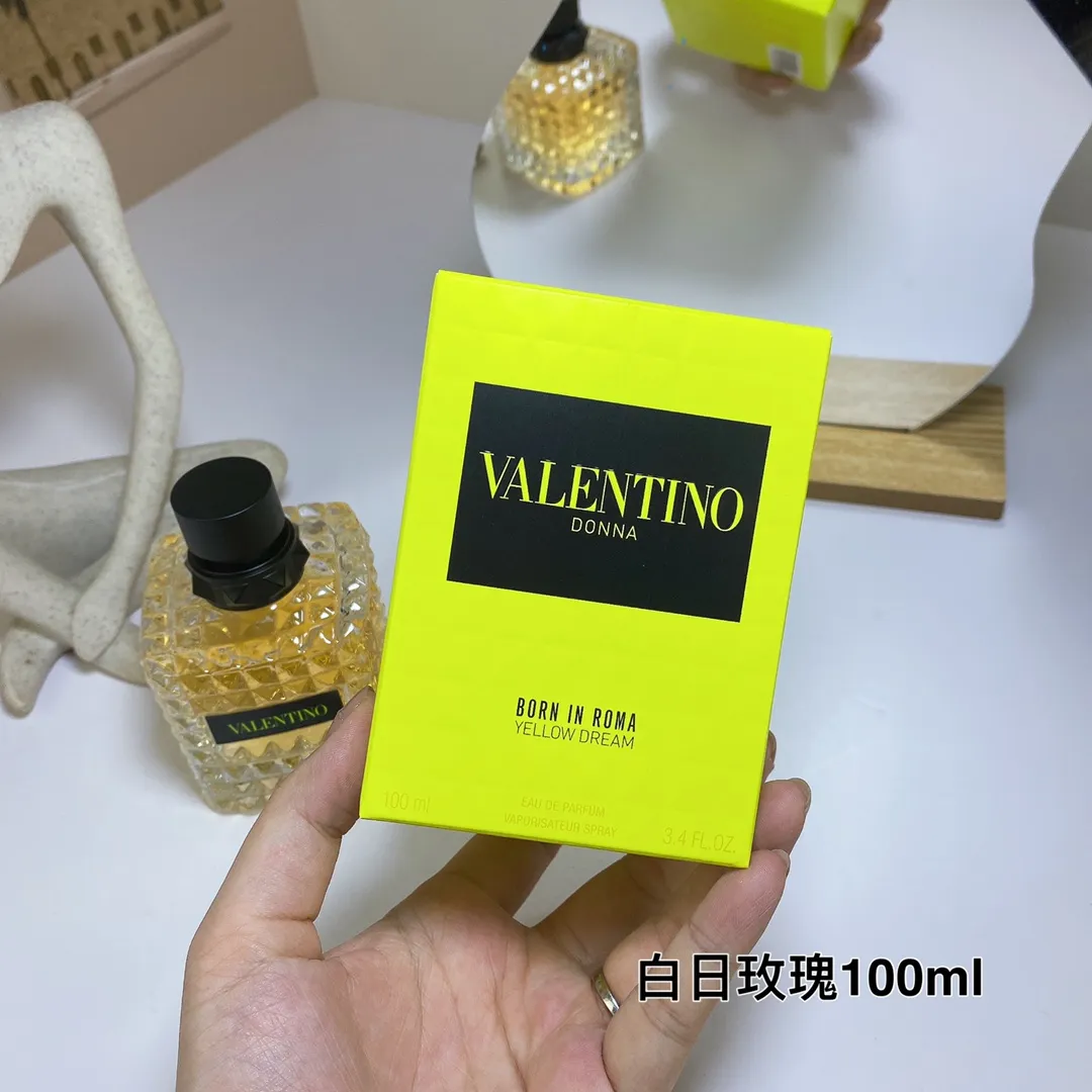 Valentino White Rose (Tranquil Rose) 100ml Valentino White Rose (Tranquil Rose) 100ml