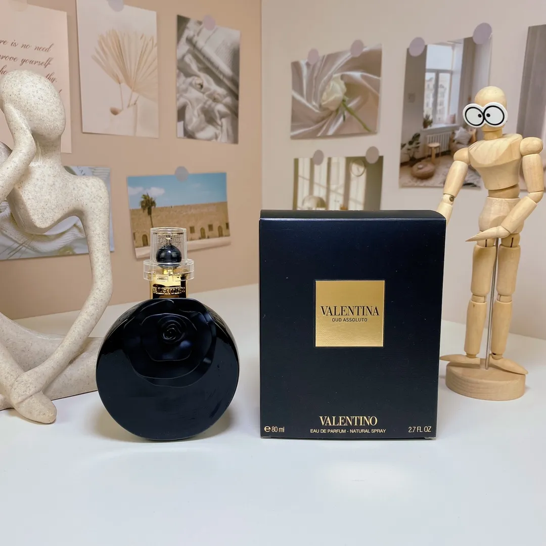 Valentino Black Carved Ebony Essence 80ml Valentino Black Carved Ebony Essence 80ml