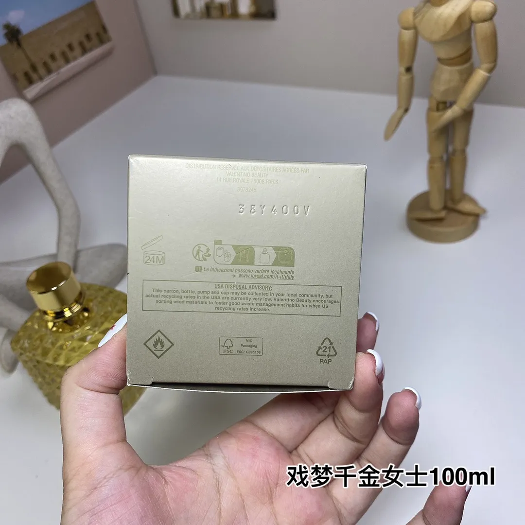 Valentino Roman Ladies Gold Edition (Dream Girl) 100ml Valentino Roman Ladies Gold Edition (Dream Girl) 100ml