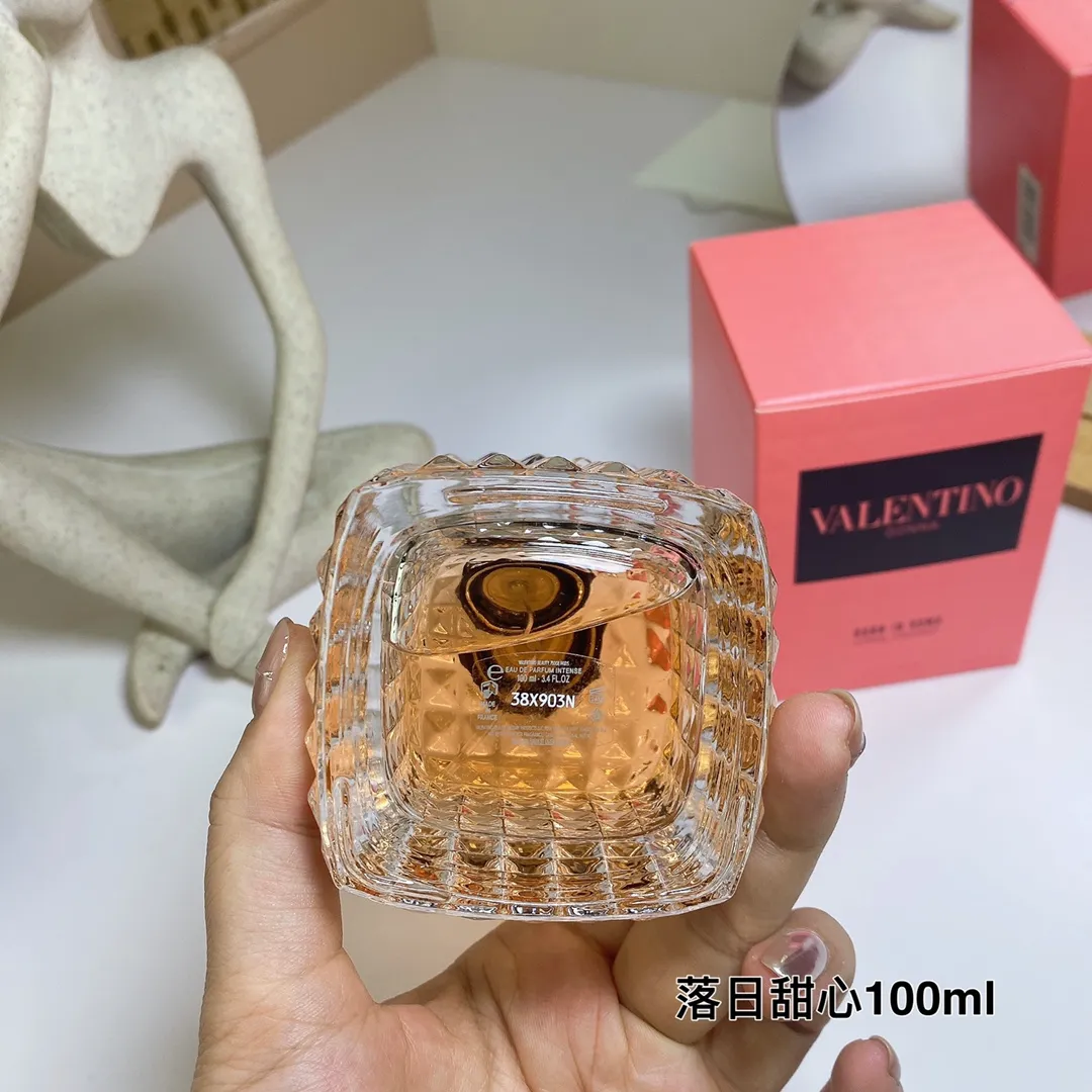 Valentino Sunset Miss Orange Rhapsody Lady 100ml Valentino Sunset Miss Orange Rhapsody Lady 100ml