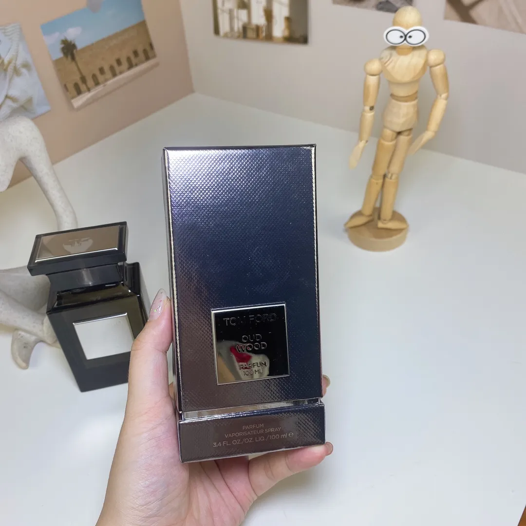 Tom Ford Zhenhua Ebony essence Alloy Standard 100ml Tom Ford Zhenhua Ebony essence Alloy Standard 100ml