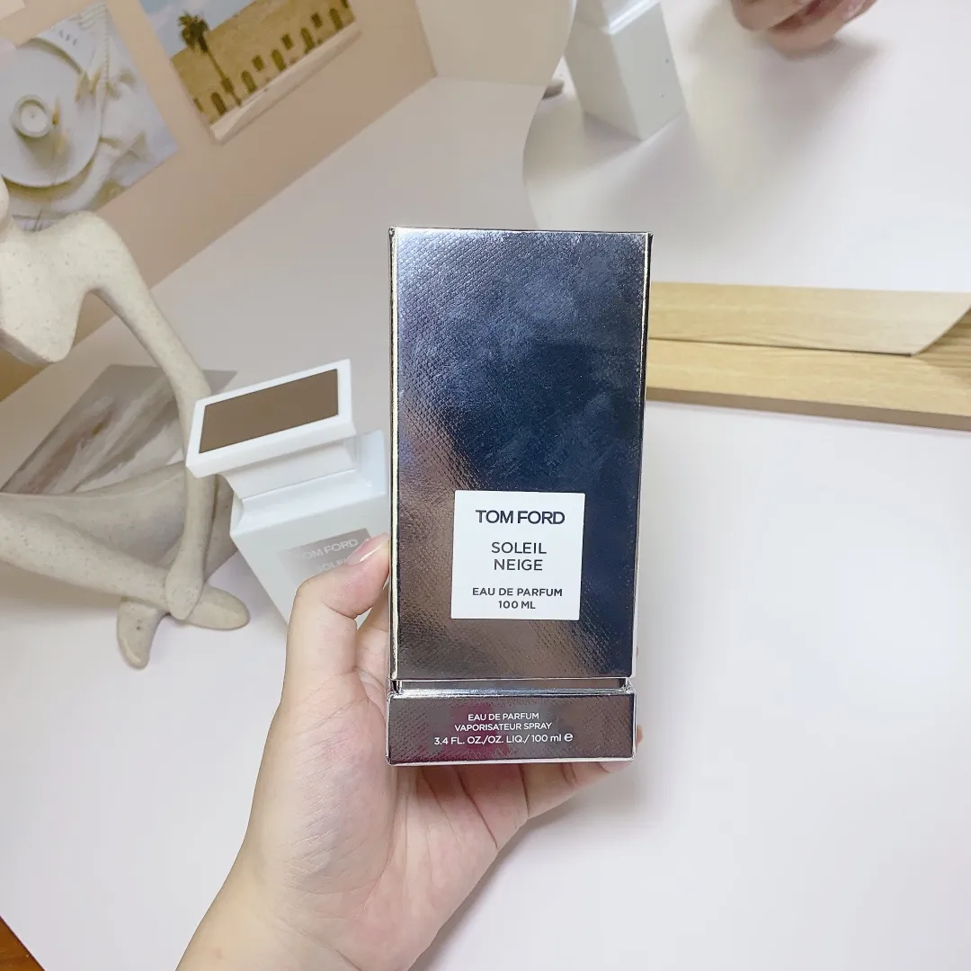 TOM FORD SOLEIL NEIGE, Tom Ford Snow Reflects Flowing Light, Ice and Snow Sun 100ml TOM FORD SOLEIL NEIGE, Tom Ford Snow Reflects Flowing Light, Ice and Snow Sun 100ml