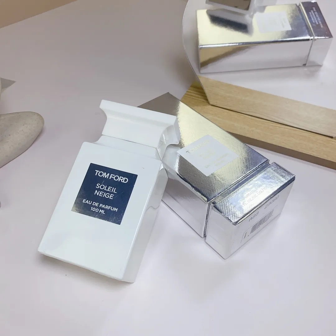 TOM FORD SOLEIL NEIGE, Tom Ford Snow Reflects Flowing Light, Ice and Snow Sun 100ml TOM FORD SOLEIL NEIGE, Tom Ford Snow Reflects Flowing Light, Ice and Snow Sun 100ml