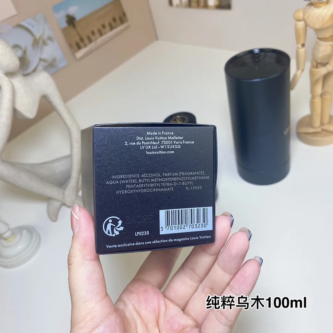 Louis Vuitton Pur Oud 100ml Pure Ebony Louis Vuitton Pur Oud 100ml Pure Ebony
