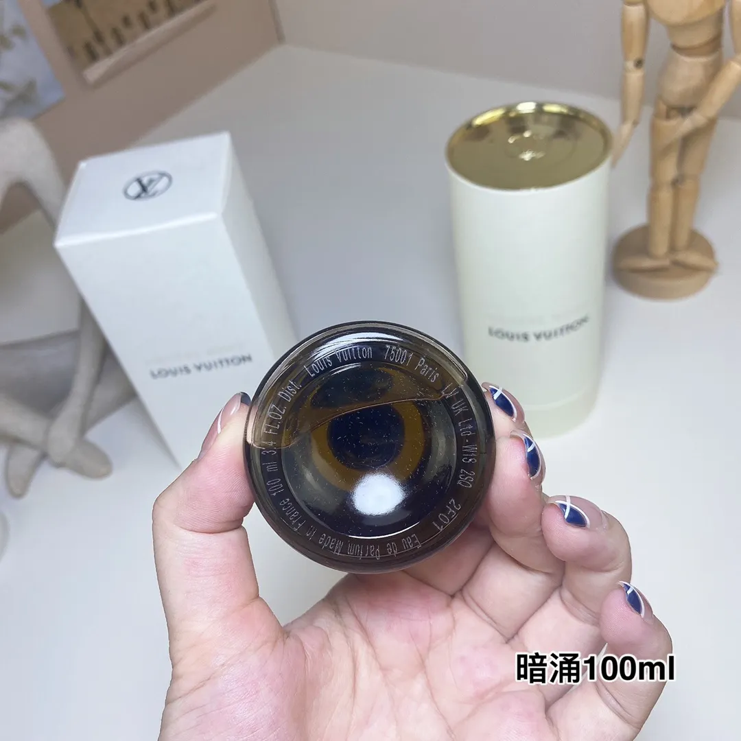 Louis Vuitton surges 100ml Louis Vuitton Mati è re Noire Louis Vuitton surges 100ml Louis Vuitton Mati è re Noire