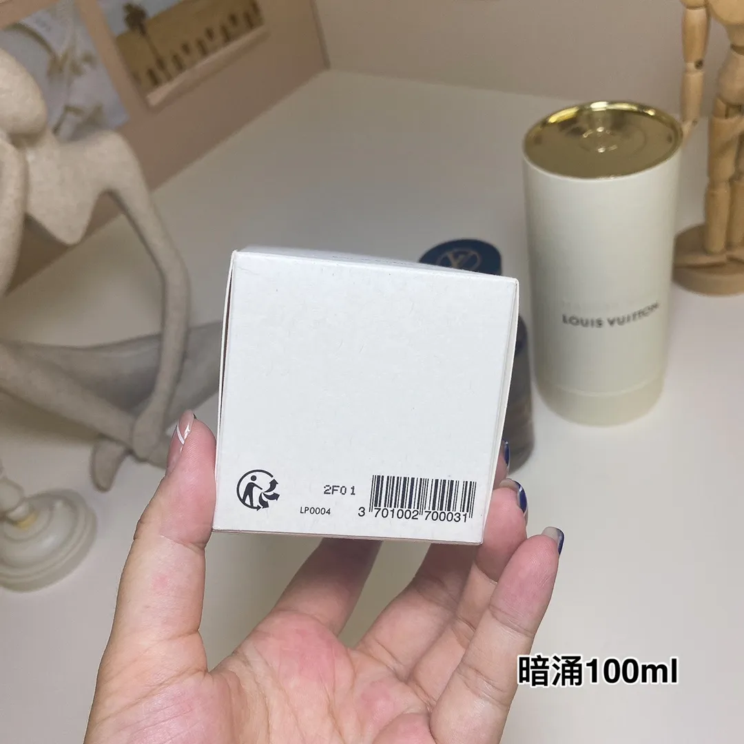 Louis Vuitton surges 100ml Louis Vuitton Mati è re Noire Louis Vuitton surges 100ml Louis Vuitton Mati è re Noire