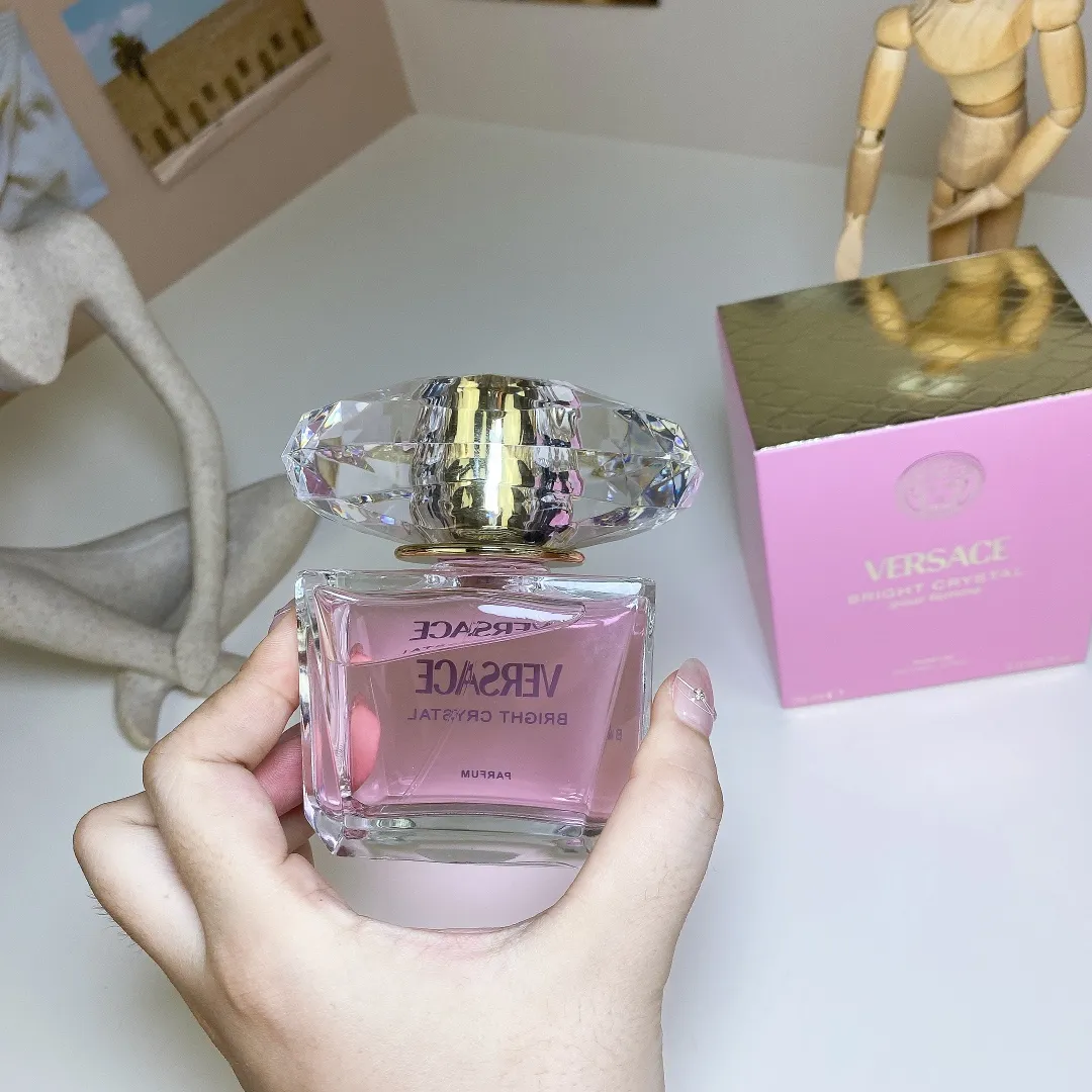 Versace Powder Diamond (Powder Diamond) Essence Edition 90ml Versace Powder Diamond (Powder Diamond) Essence Edition 90ml