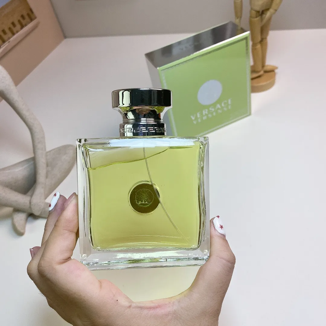 Versace Heart (Heart of the Mediterranean) 100ml Versace Versense Versace Heart (Heart of the Mediterranean) 100ml Versace Versense