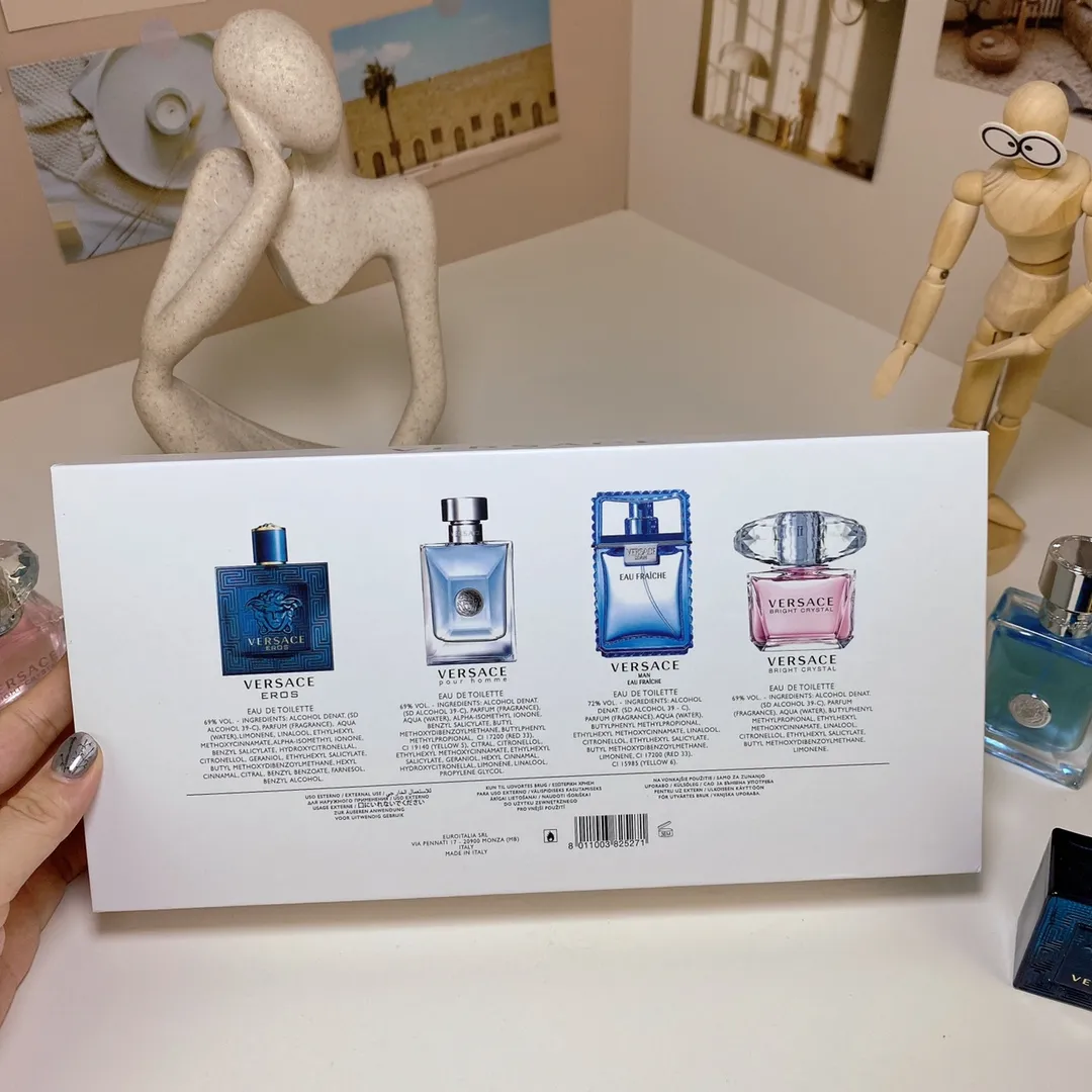 Versace Perfume Chinese Sample 30mi Four Piece Set! 30mlx4 With Nozzle Versace Perfume Chinese Sample 30mi Four Piece Set! 30mlx4 With Nozzle