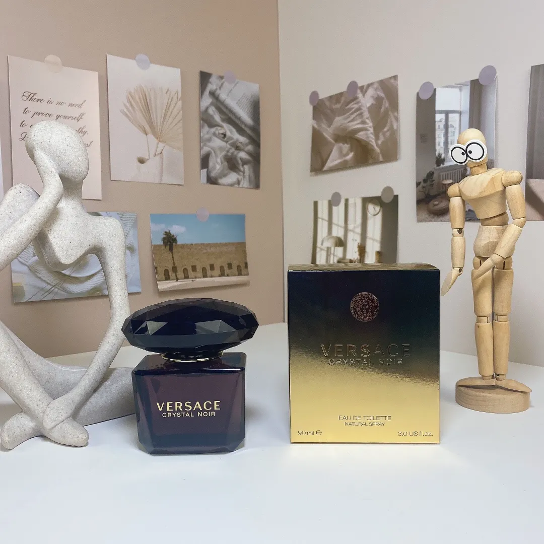 Versace Starry Night Crystal (Black Crystal) Eau De Toilette 90ml Versace Starry Night Crystal (Black Crystal) Eau De Toilette 90ml