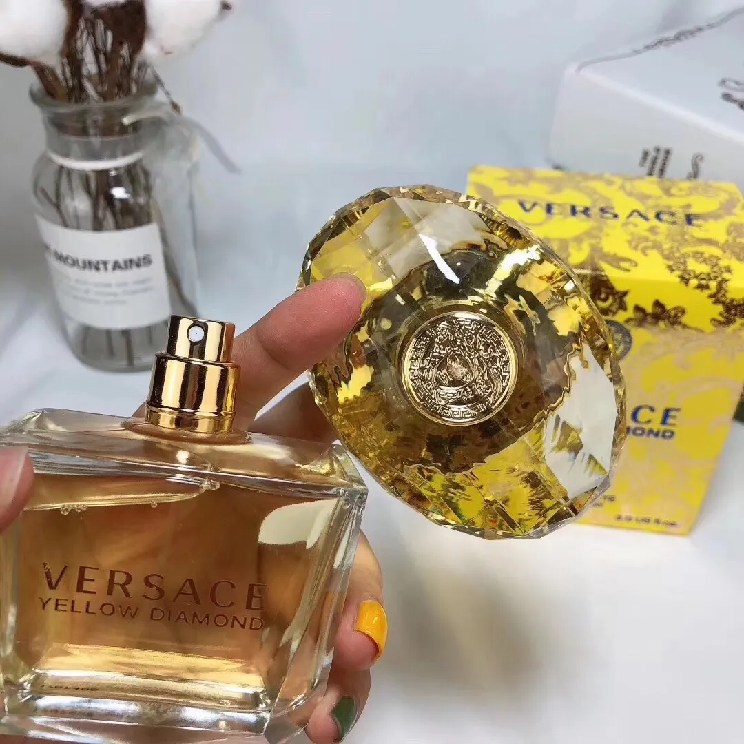 Versace Yellow Diamond Perfume 90ml Versace Yellow Diamond Perfume 90ml