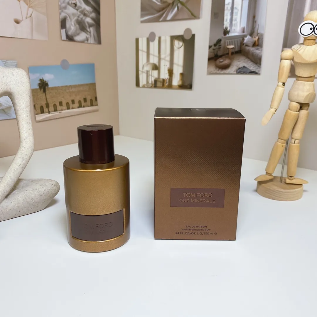 Tom Ford Oud Minerale 100ml Ocean Ebony Tom Ford Oud Minerale 100ml Ocean Ebony