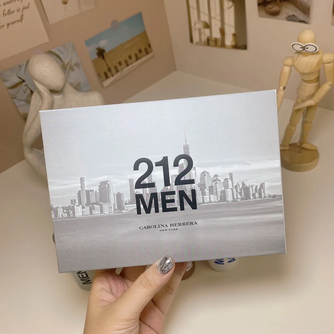 Carolina 212 Urban Men's Sample Set With Same Name, 30ml X 3 Pieces Carolina 212 Urban Men's Sample Set With Same Name, 30ml X 3 Pieces