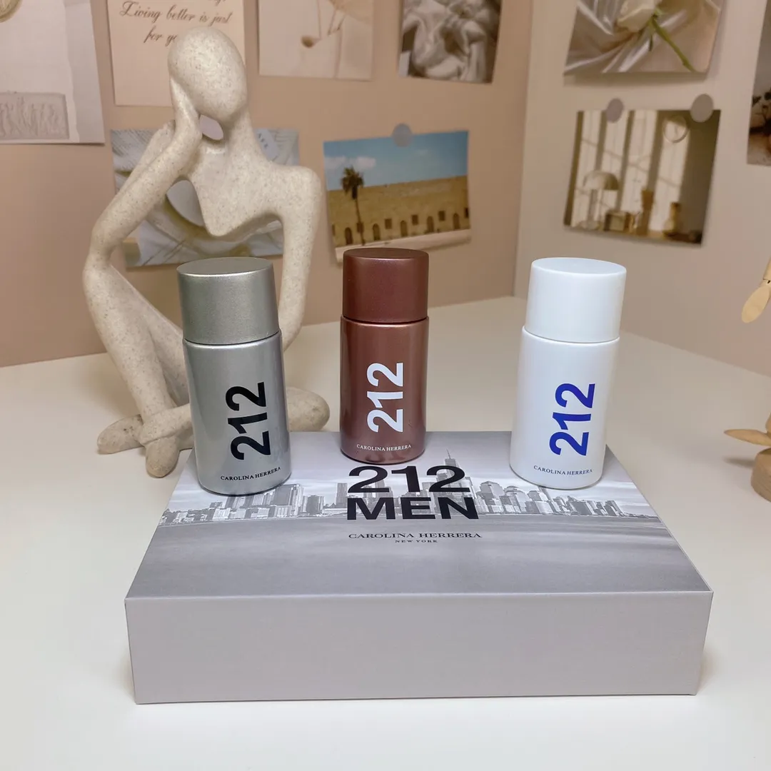 Carolina 212 Urban Men's Sample Set With Same Name, 30ml X 3 Pieces Carolina 212 Urban Men's Sample Set With Same Name, 30ml X 3 Pieces