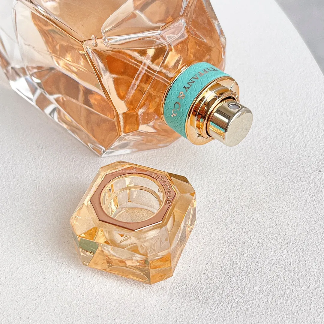 Tiguani Rose Gold Diamond 75m Women's perfume Tiguani Rose Gold Diamond 75m Women's perfume