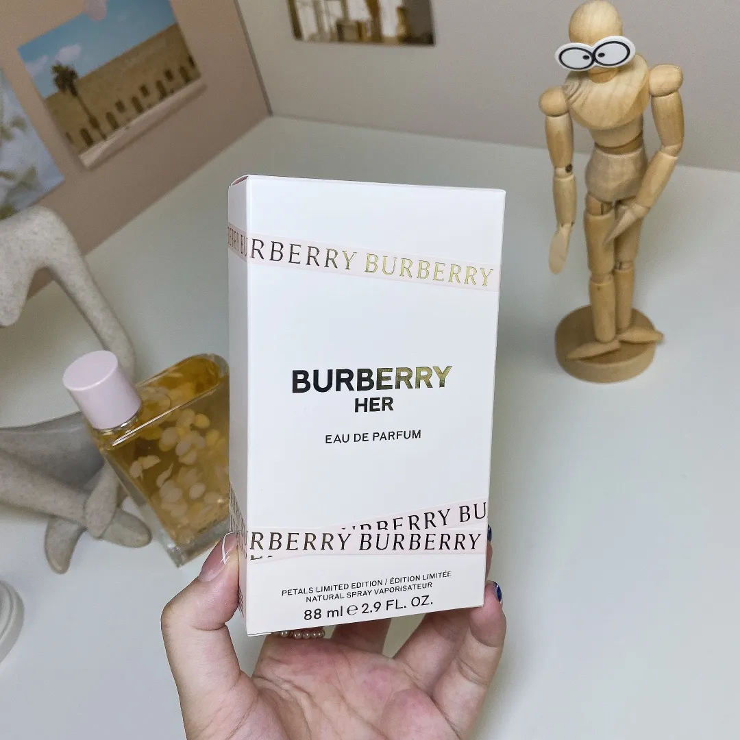 Burberry Flower And Her Floral Version Edp Women's Strong Perfume 88ml Burberry Flower And Her Floral Version Edp Women's Strong Perfume 88ml