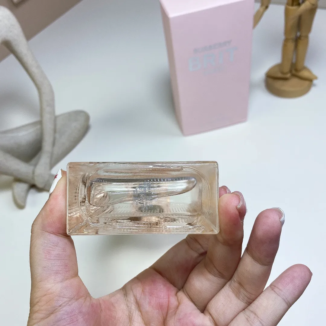 Burberry Brit Sheer 100ml Burberry Brit Sheer 100ml