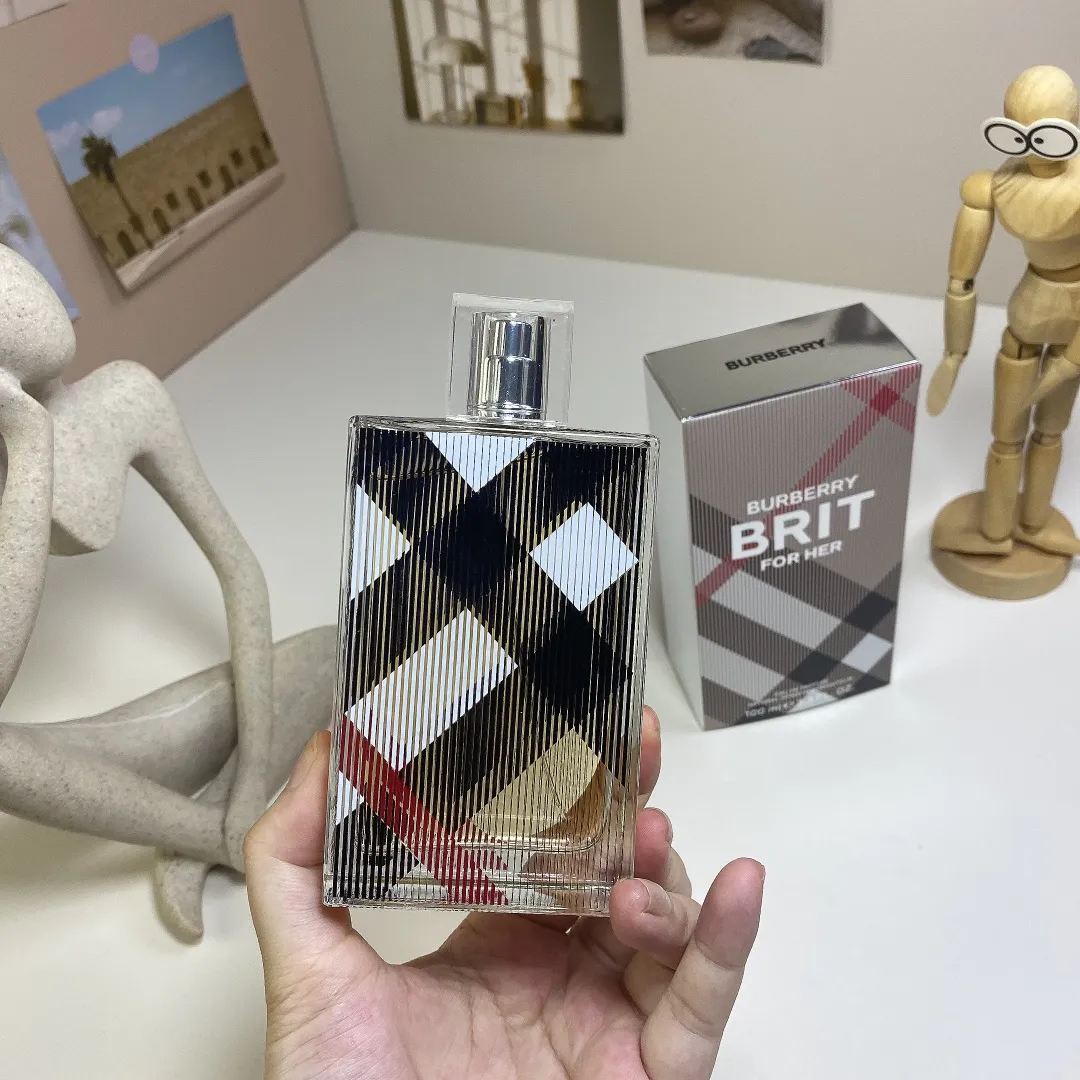 Burberry Brit For Her Eau De Parfum 100ml Burberry Brit For Her Eau De Parfum 100ml