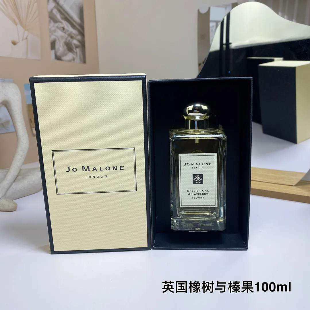 Jo Malone English Oak Hazelnut 100ml Jo Malone English Oak Hazelnut 100ml