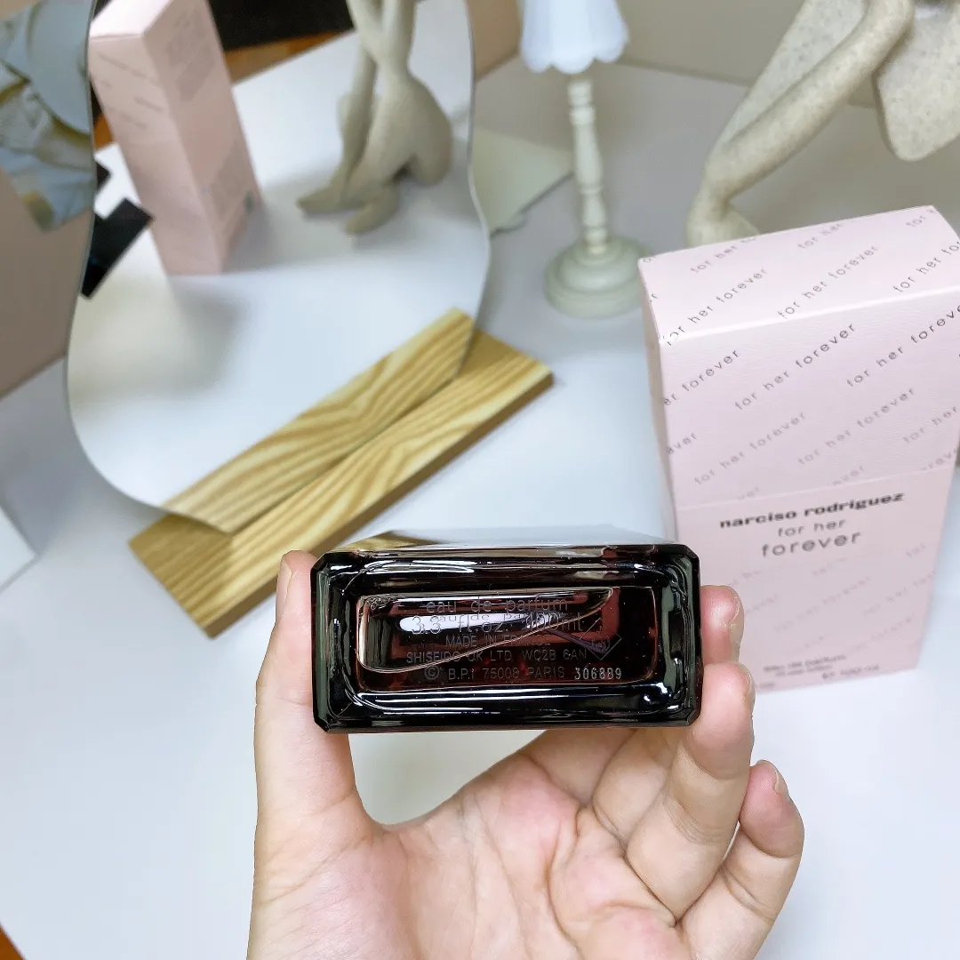 Narciso Rodriguez Her eponymous Eternal Edition 100ml Narciso Rodriguez Her eponymous Eternal Edition 100ml
