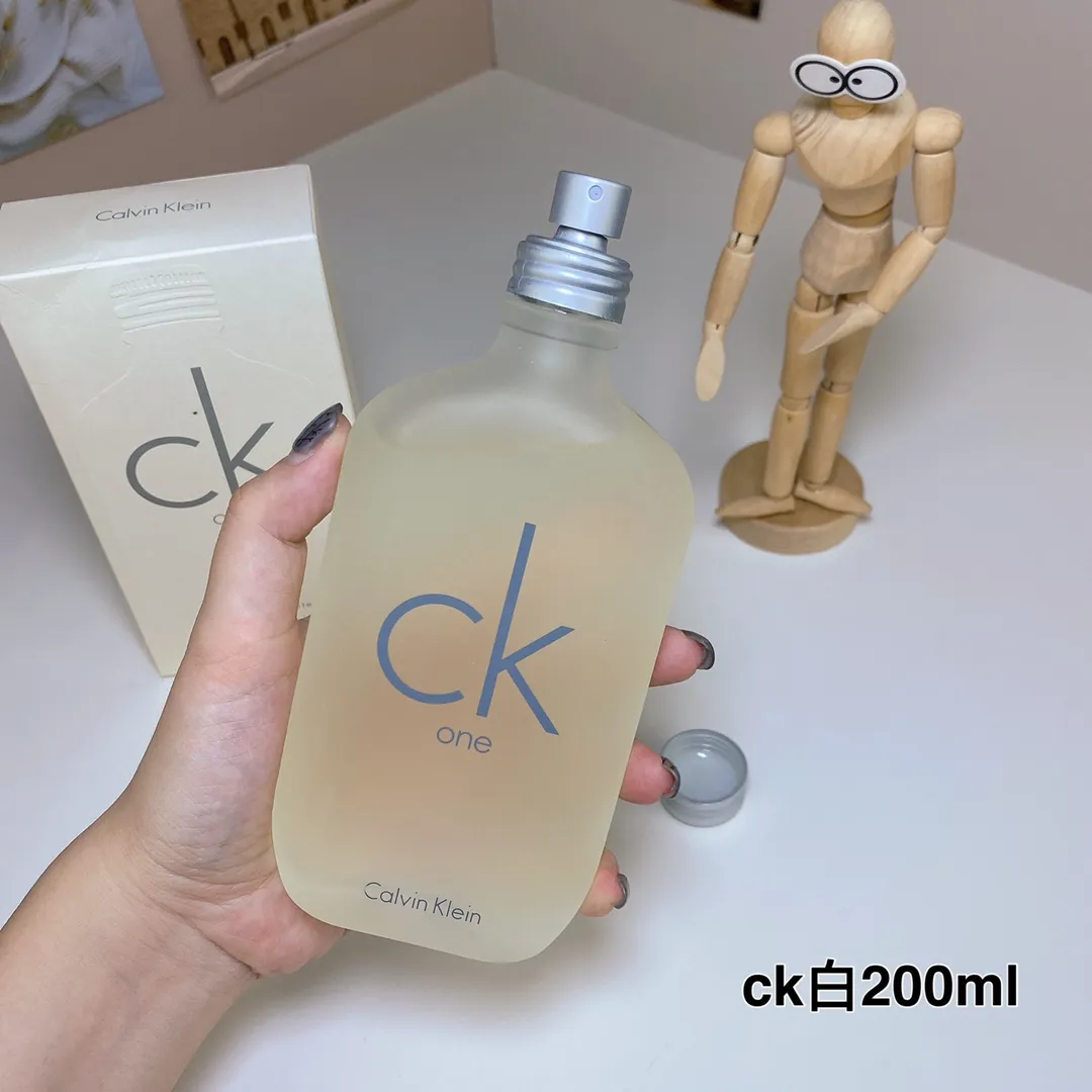 Calvin Klein CK One 200ml Calvin Klein CK One 200ml