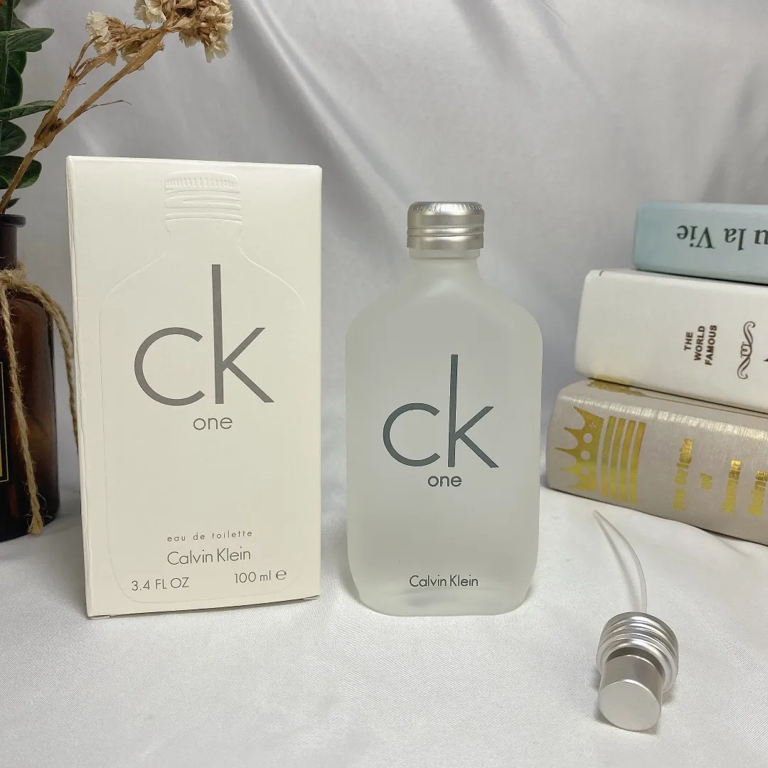 Calvin Klein Ck White Ckone Men's/women's Unisex Perfume 100ml Calvin Klein Ck White Ckone Men's/women's Unisex Perfume 100ml
