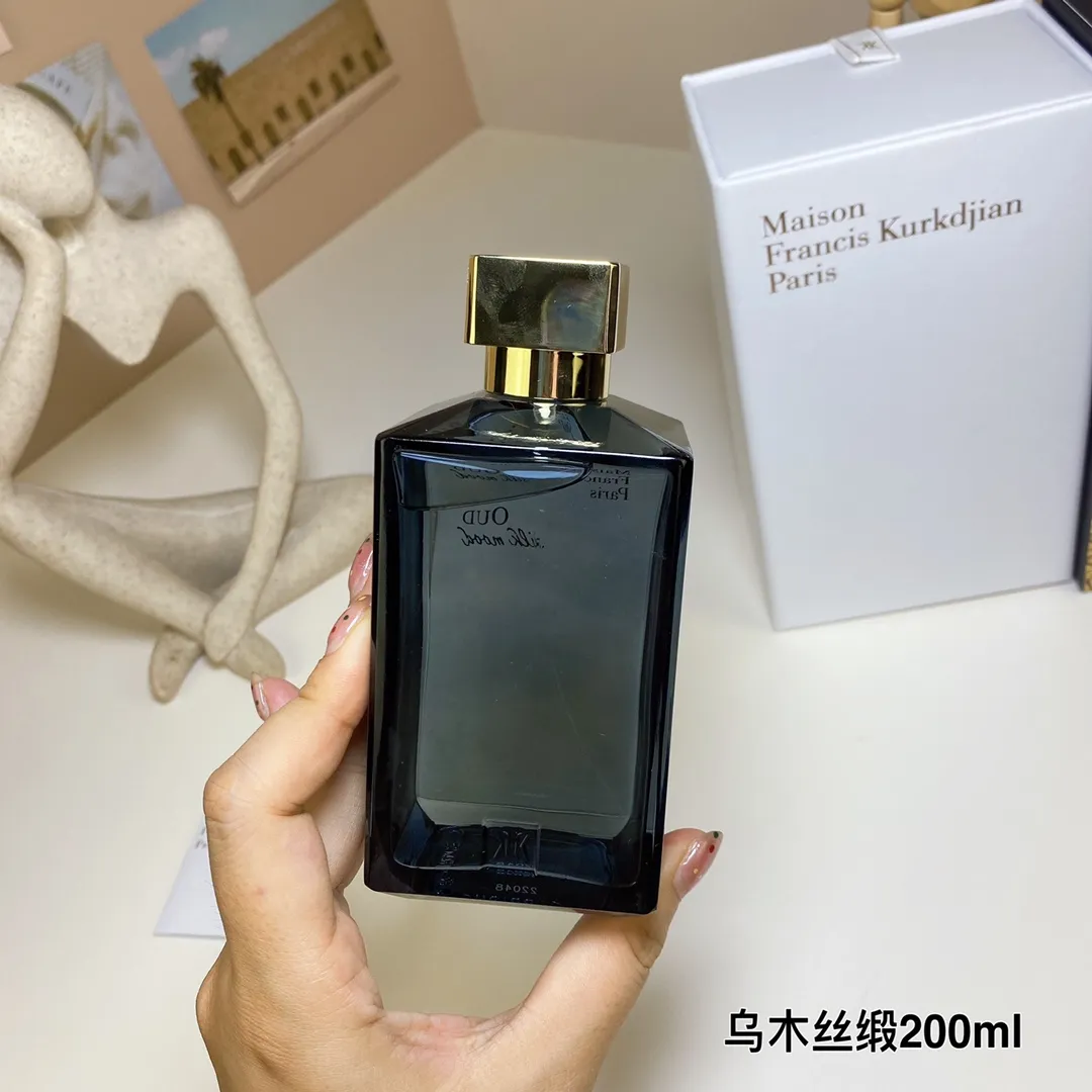 Maison Francis Kurkdjian Oud Satin Mood 200ml