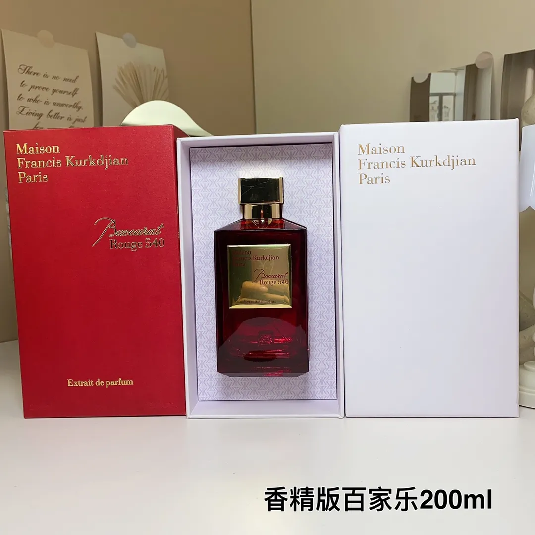 Maison Francis Kurkdjian Baccarat rouge540 Extrait 200ml Maison Francis Kurkdjian Baccarat rouge540 Extrait 200ml