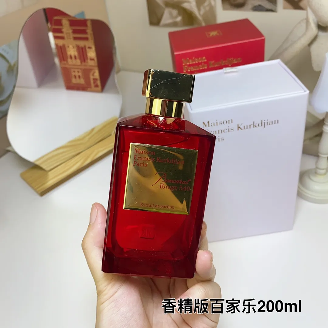 Maison Francis Kurkdjian Baccarat rouge540 Extrait 200ml Maison Francis Kurkdjian Baccarat rouge540 Extrait 200ml