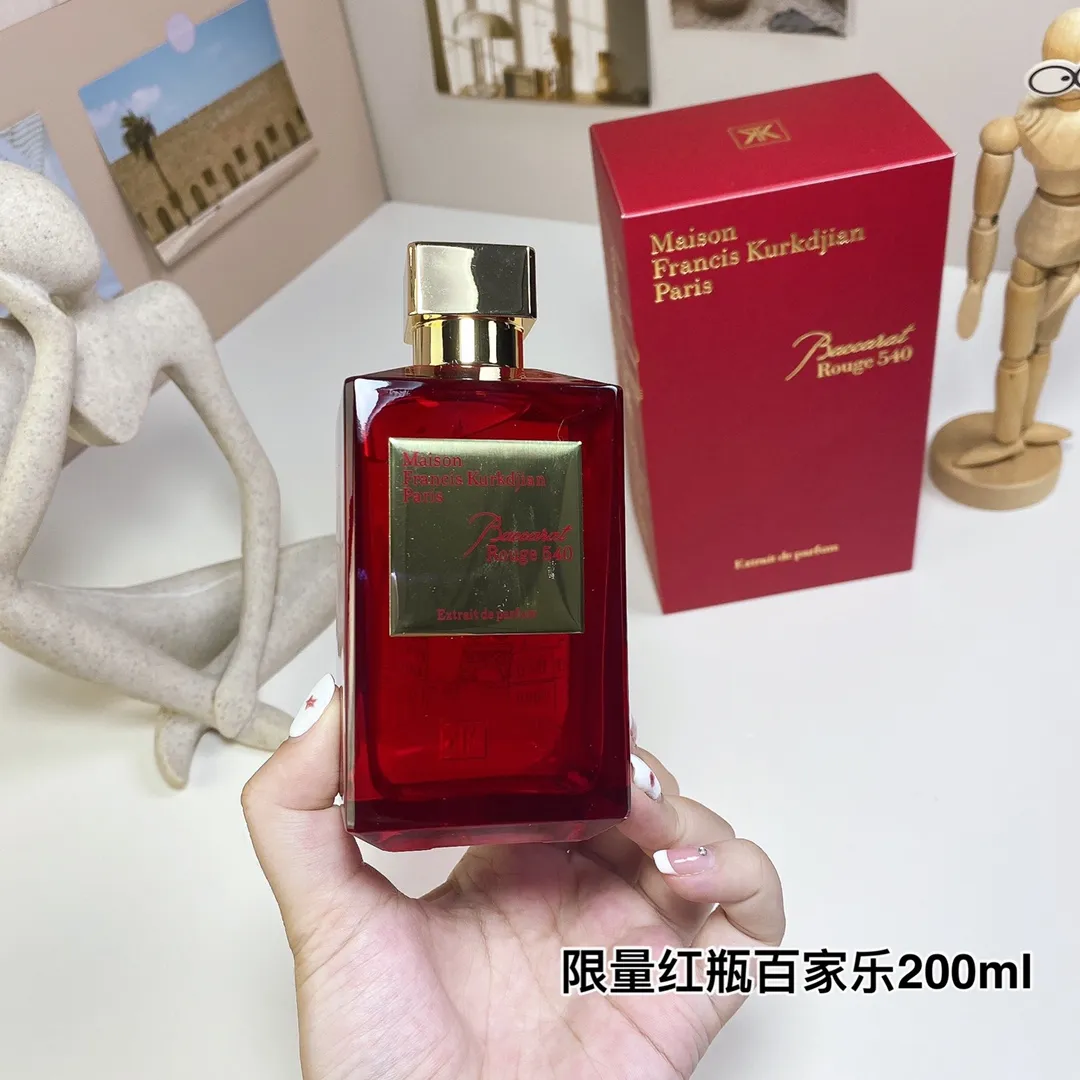 Maison Francis Kurkdjian Baccarat Rouge 540 Extrait Li 200ml Maison Francis Kurkdjian Baccarat Rouge 540 Extrait Li 200ml