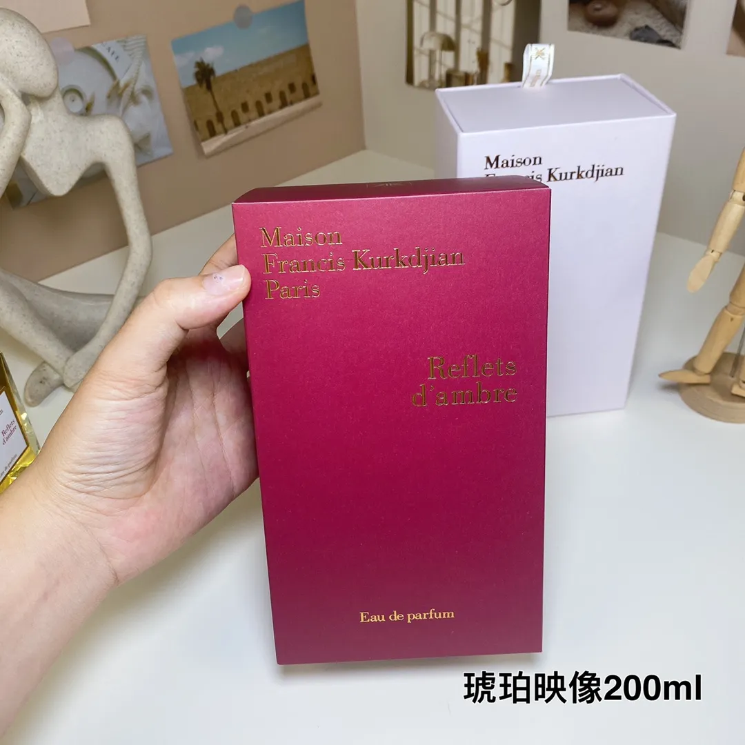 Maison Francis Kurkdjian Reflets D'Ambre 200ml Maison Francis Kurkdjian Reflets D'Ambre 200ml