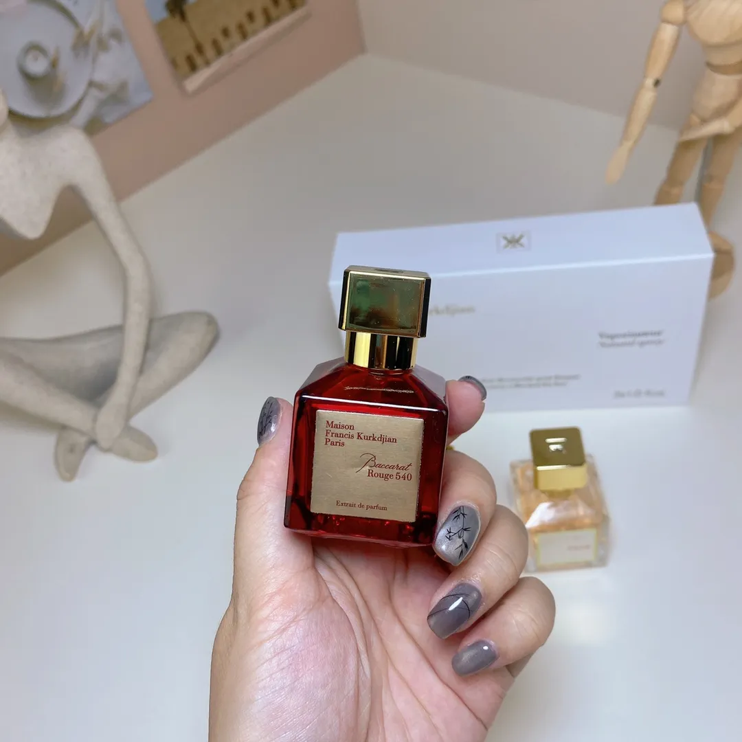 Maison Francis Kurkdjian Baccarat Sample Set Of 3 Pieces, 30ml X, With Nozzle Maison Francis Kurkdjian Baccarat Sample Set Of 3 Pieces, 30ml X, With Nozzle
