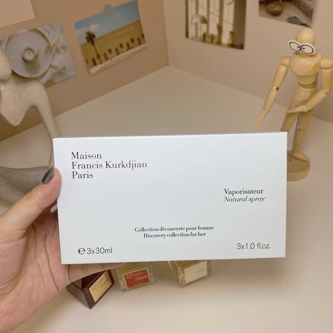 Maison Francis Kurkdjian Baccarat Sample Set Of 3 Pieces, 30ml X, With Nozzle Maison Francis Kurkdjian Baccarat Sample Set Of 3 Pieces, 30ml X, With Nozzle