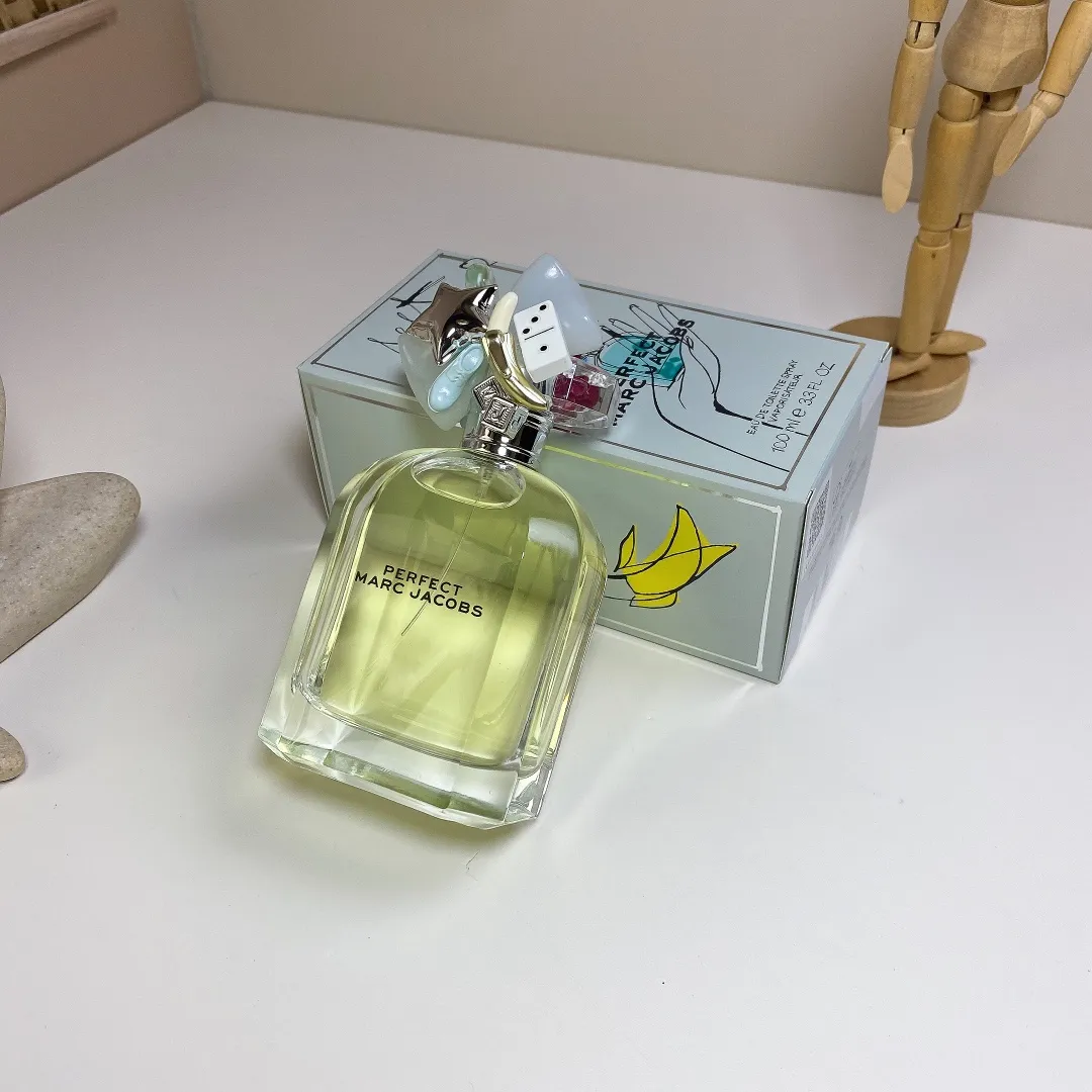 Marc Jacobs Perfect Eau de Toilette 100ml Marc Jacobs Perfect Eau de Toilette 100ml