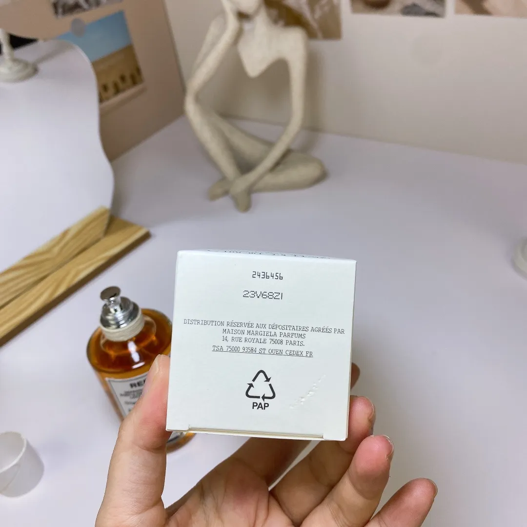 Maison Martin Margiela Autumn Vibes 100ml Maison Martin Margiela Autumn Vibes 100ml
