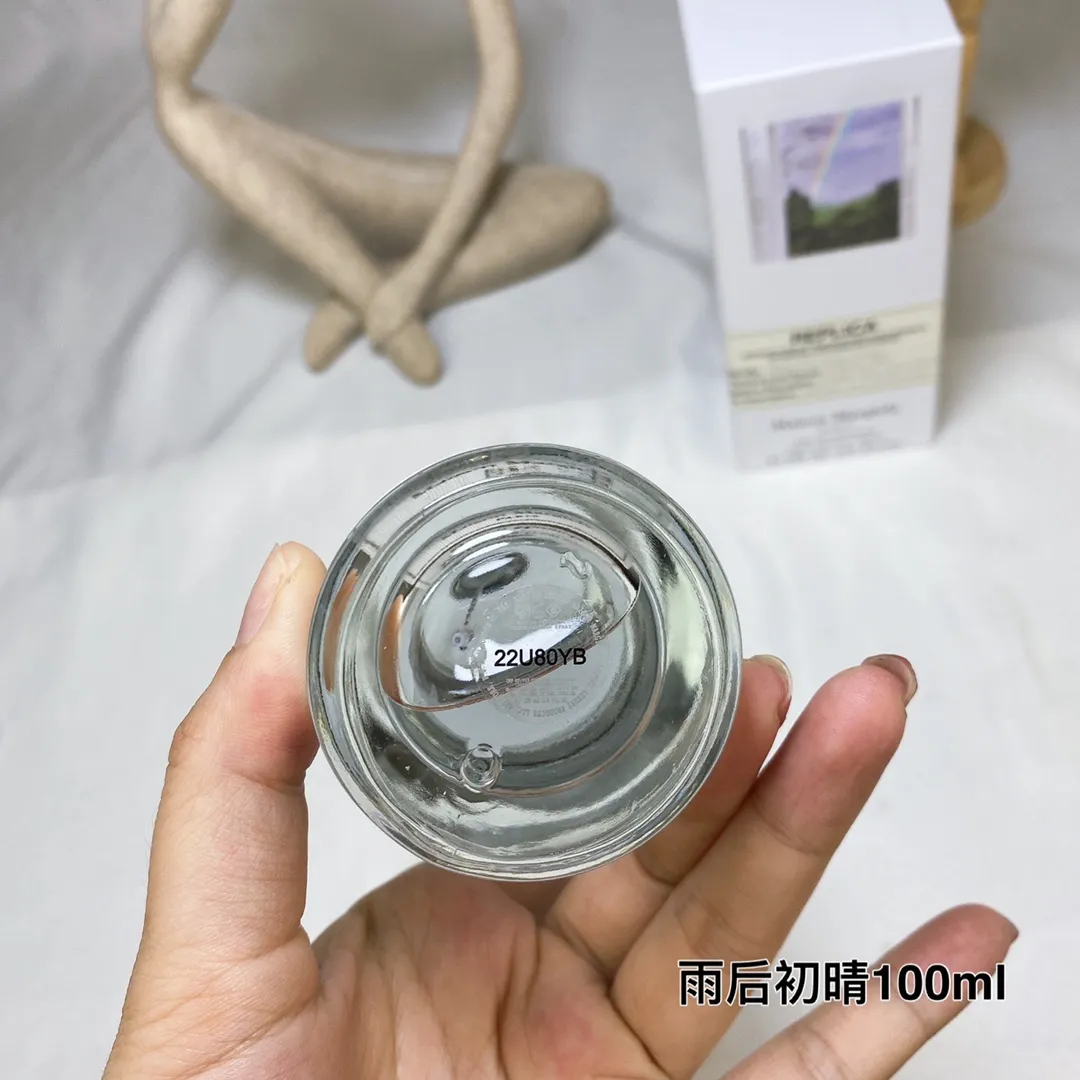 Maison Martin Margiela Clear sky after rain 100ml Maison Martin Margiela Clear sky after rain 100ml