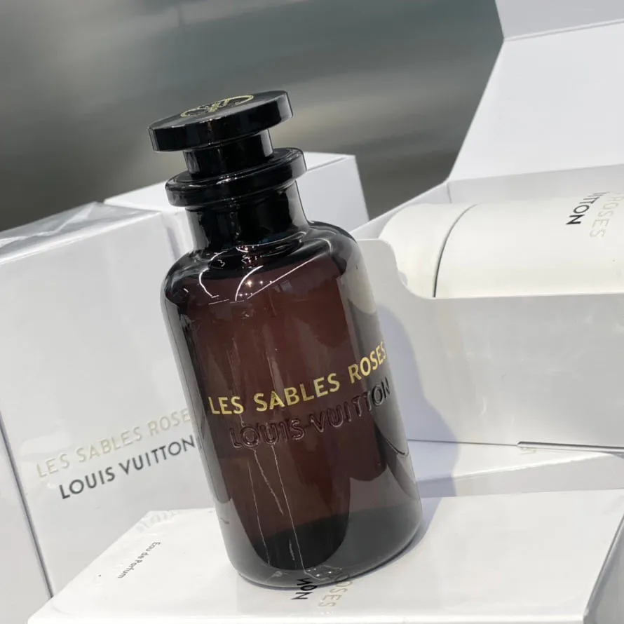 Lv's Latest Limited Edition Black Bottle Sablesrose Perfume Lv's Latest Limited Edition Black Bottle Sablesrose Perfume